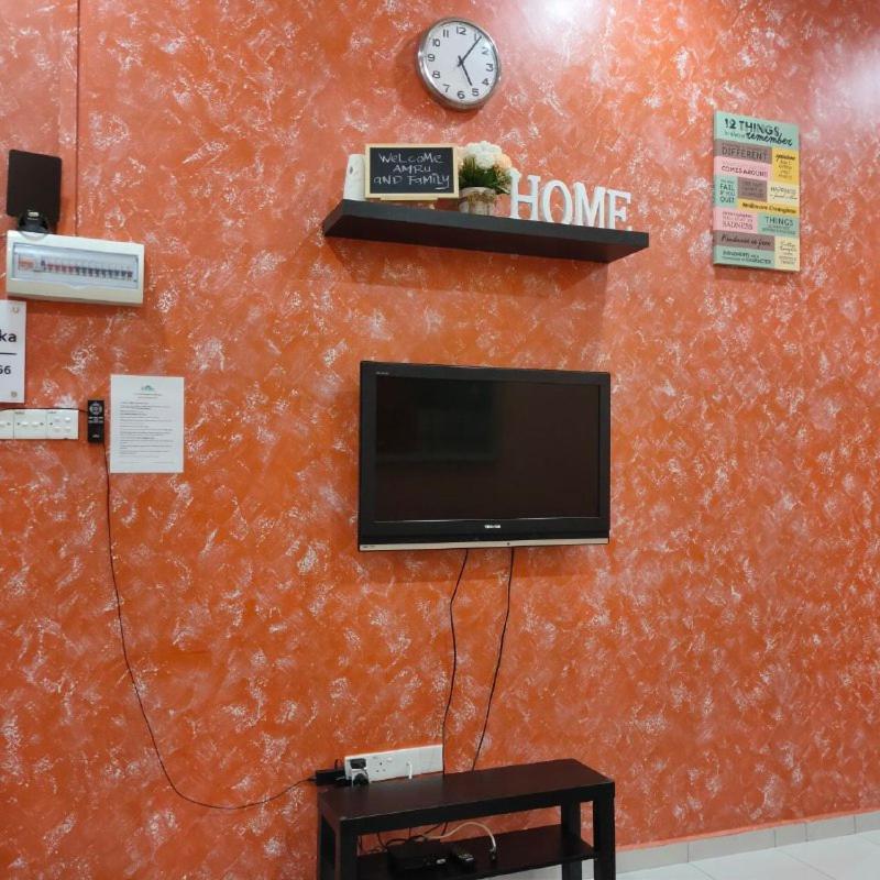 D'Q Putra Homestay Melaka Exterior photo